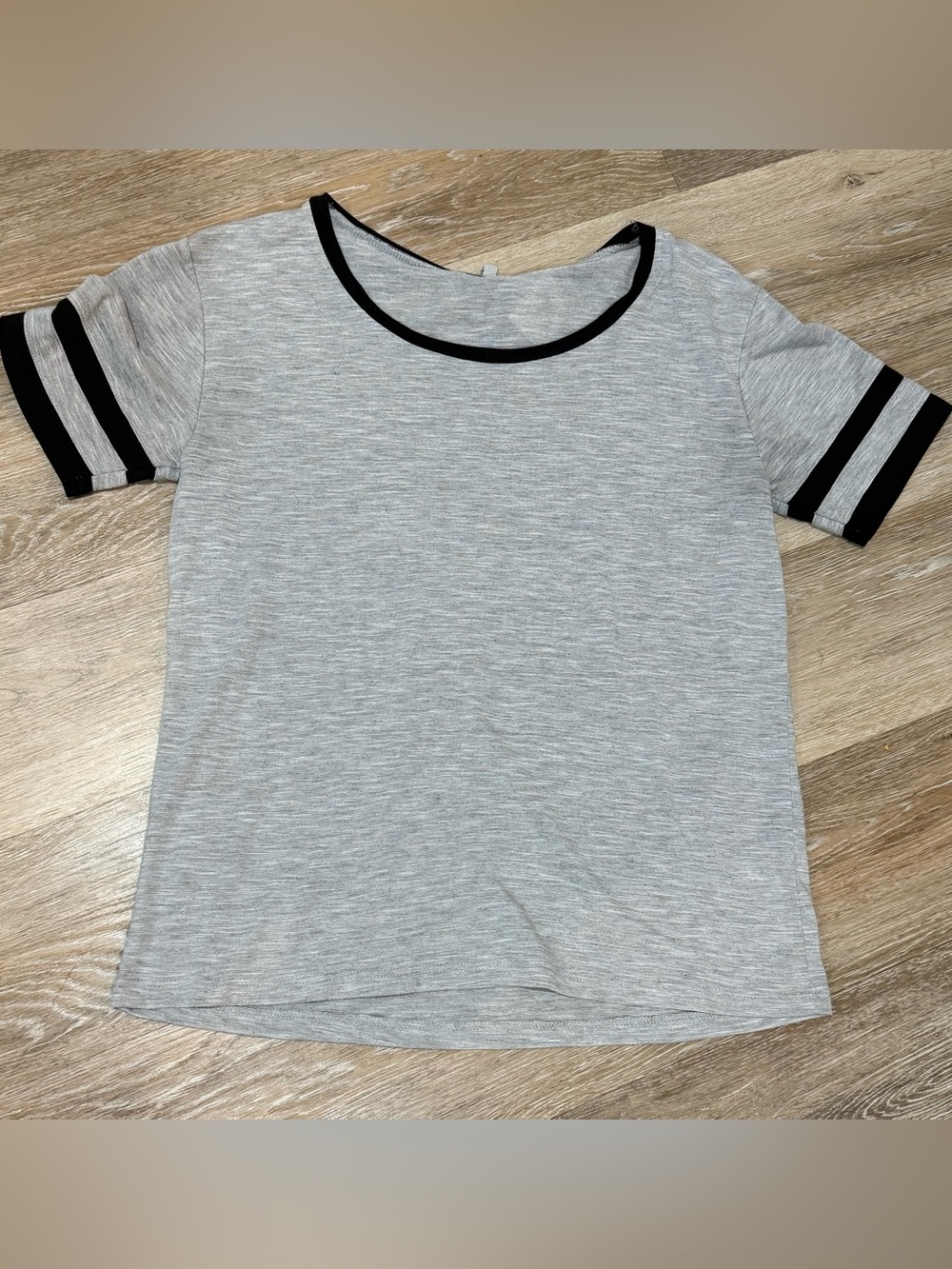 Charlotte Russe 3T1077 Gray Black Contrast Trim Ringer Jersey Tee Shirt S